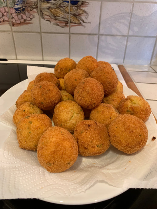 Bolinhos med tørrfisk alà Ole S